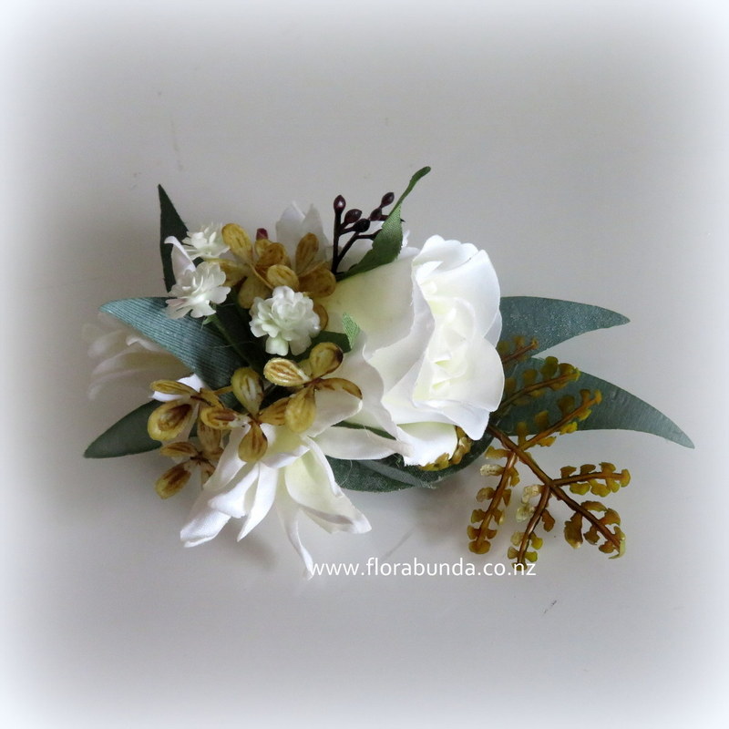Artificial Women's corsage