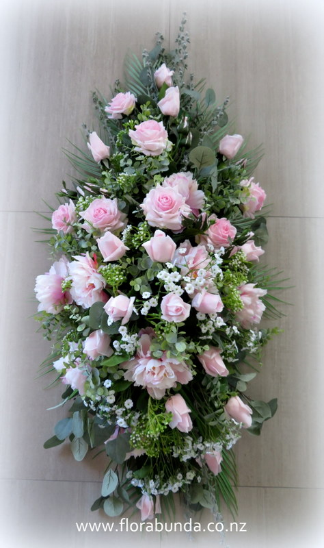 Casket spray for Lady