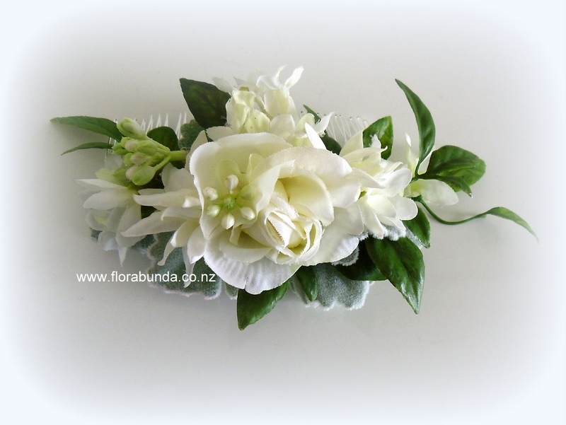 Ivory and green floral hair comb