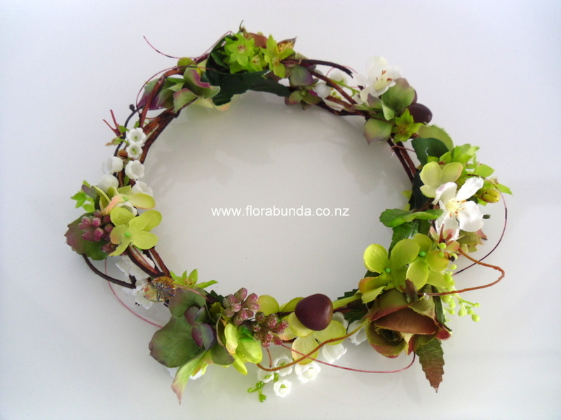 Green and Brown woodlands hair wreath - Image 2