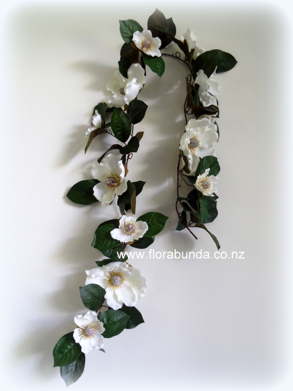 Artificial leaves on long strand