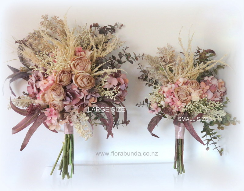 Image shows 2 sizes of bouquet. This sale is Small size on Right side
